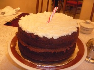 My husband tried to be that extra awesome by making a cake.. the cake was yummy, the white peppermint frosting too.. but oh the choc frosting.  No no.  