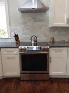 The other side of the corner cabinets is my new BFF.  We are so happy together.  